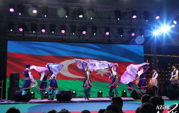 Состоялся концерт по случаю 50-летия прихода к власти Гейдара Алиева - ФОТО